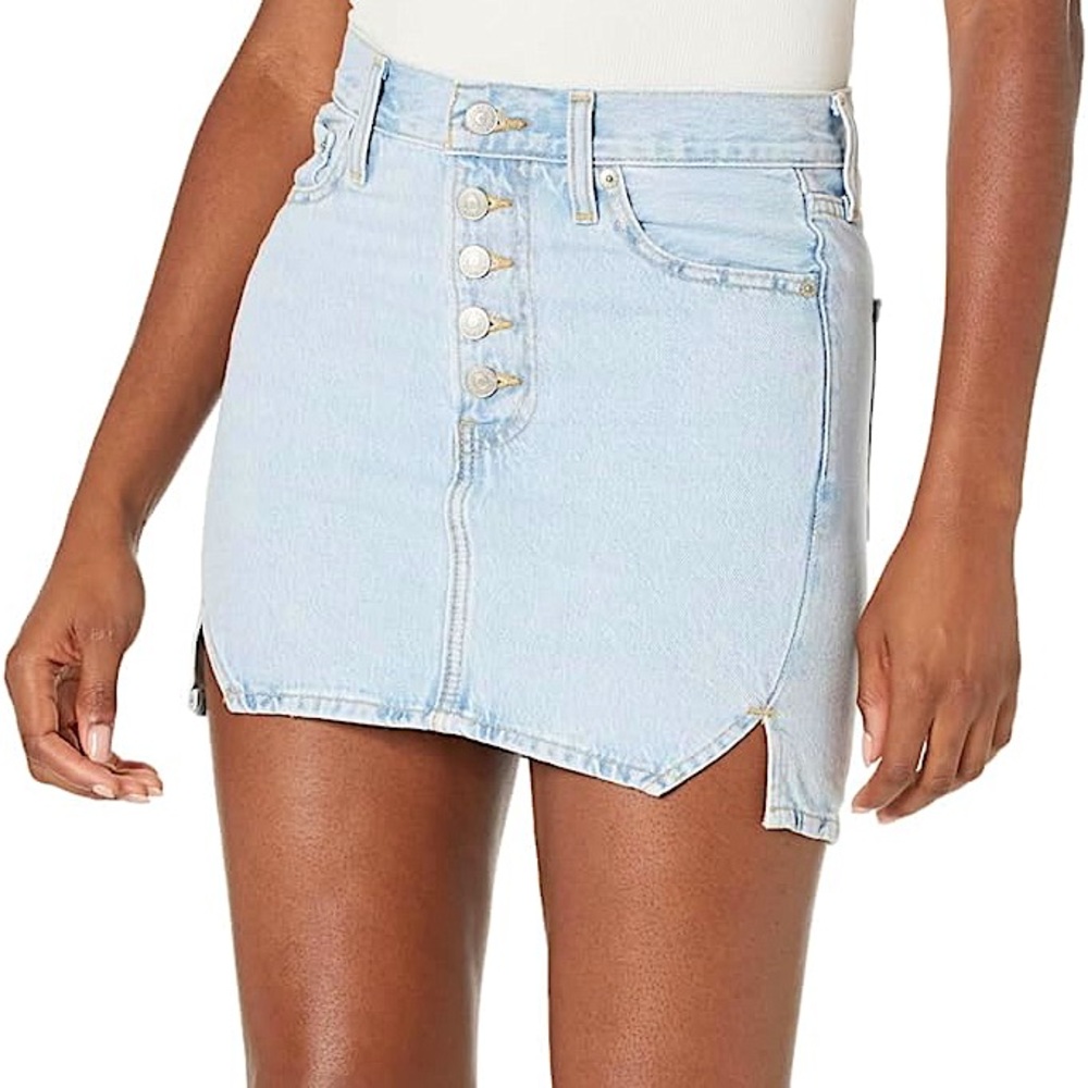 Levi’s Denim Skirt – Size 24 (Fits S) – Brand New – 100% Cotton